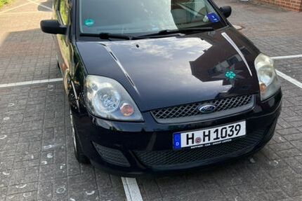 Ford Fiesta 94.000 km 2.750 &euro; Burgdorf 31303