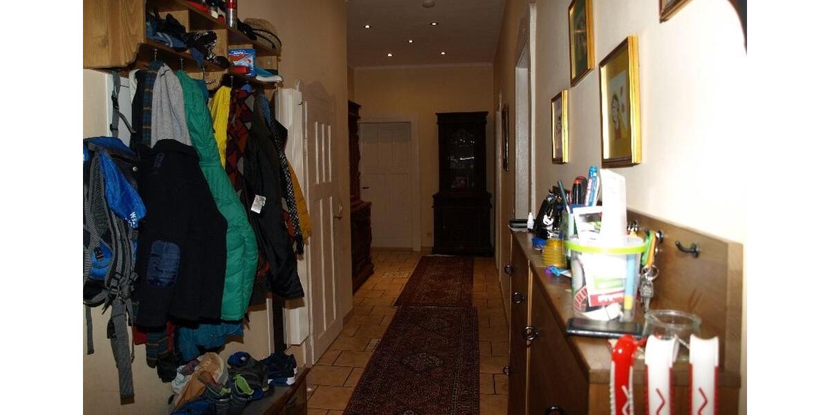 Erdgeschoßwohnung Hannover Vahrenwald-List - 6 Zimmer, 160 m&sup2;, 1.850&euro; | Angebot:25444353