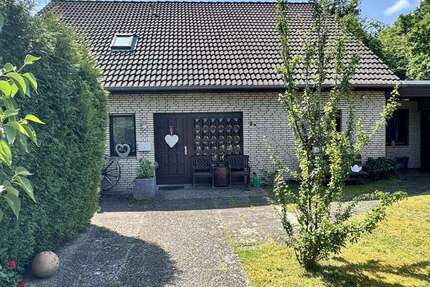 Haus Burgwedel - 8.5 Zimmer, 304 m&sup2;, 566.650&euro; | Angebot:26770684