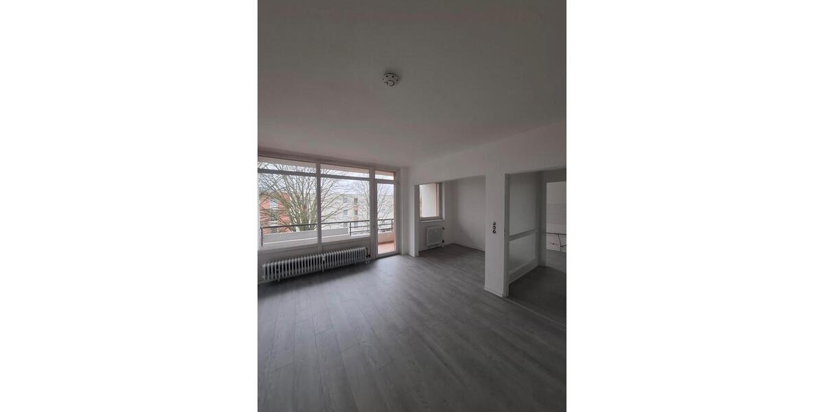 Etagenwohnung Garbsen - 3 Zimmer, 72 m&sup2;, 685&euro; | Angebot:25988179