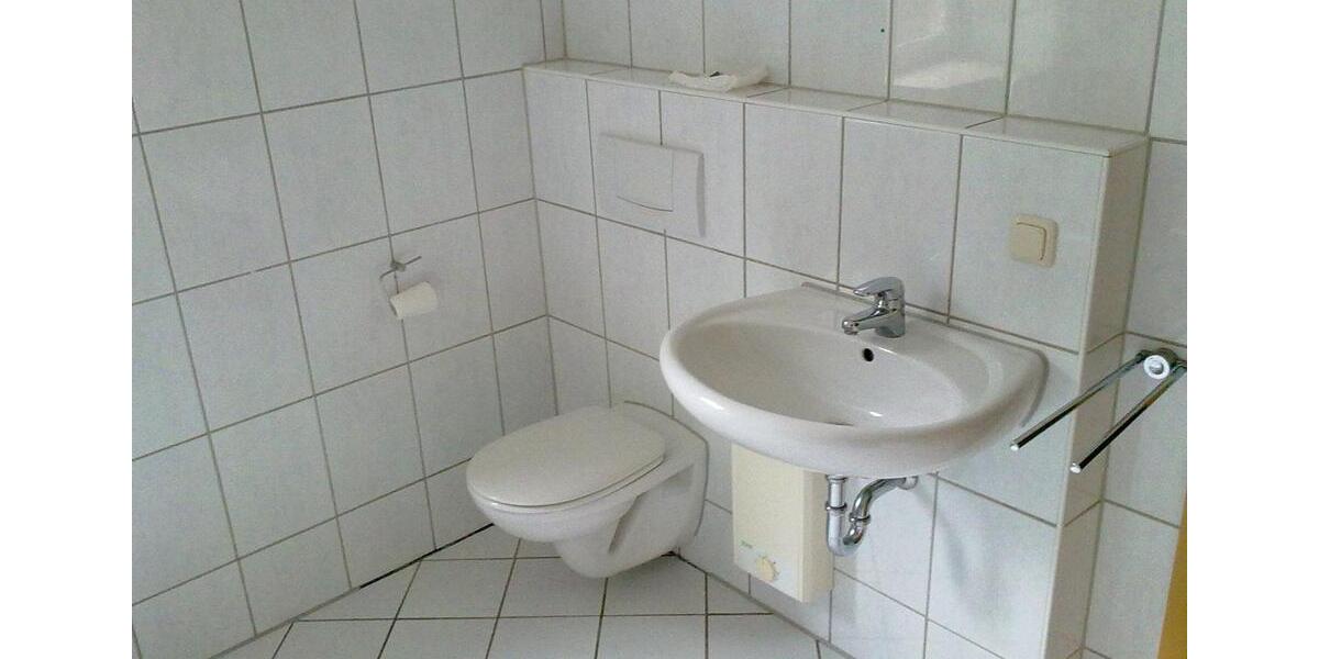 Etagenwohnung Bad Münder am Deister - 2 Zimmer, 76 m&sup2;, 600&euro; | Angebot:25979496