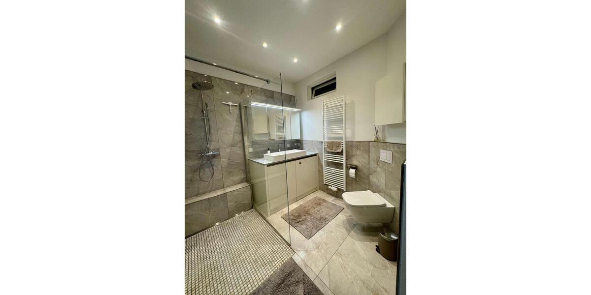 Etagenwohnung Hannover Vahrenwald-List - 3 Zimmer, 70 m&sup2;, 1.355&euro; | Angebot:26634308