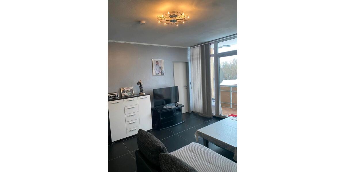 Etagenwohnung Garbsen - 1 Zimmer, 33 m&sup2;, 595&euro; | Angebot:25904837