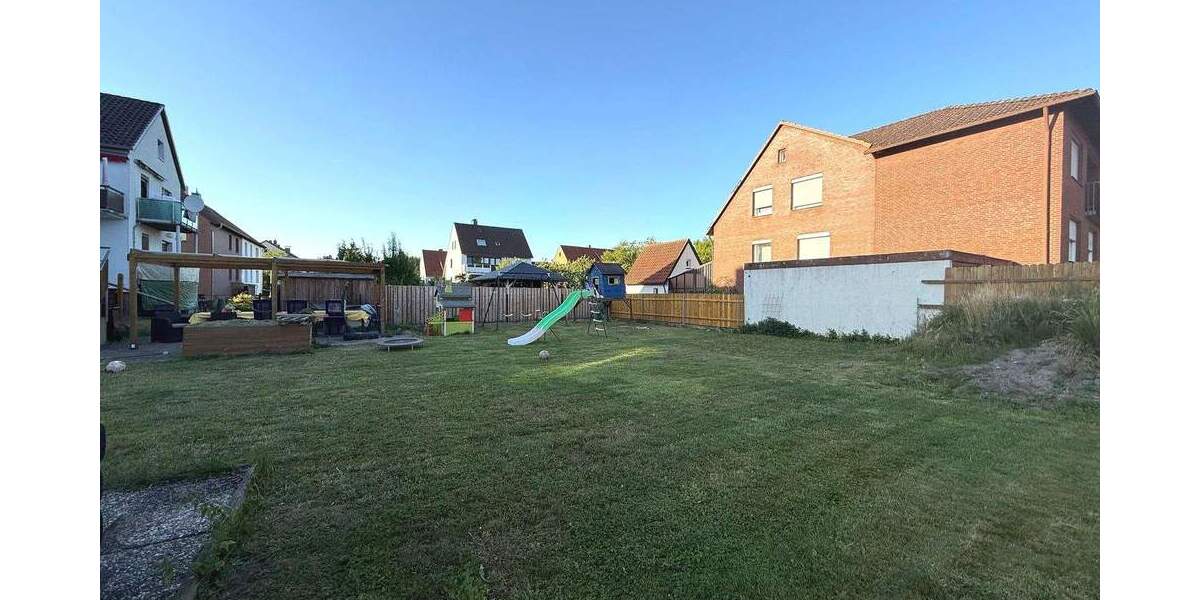 Doppelhaushälfte Garbsen Berenbostel - 7 Zimmer, 140 m&sup2;, 419.000&euro; | Angebot:25686075