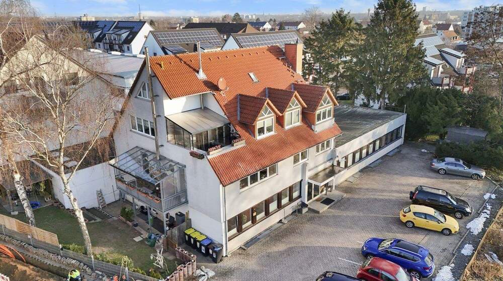 Etagenwohnung Hannover Ahlem - 5 Zimmer, 135 m&sup2;, 365.000&euro; | Angebot:25731276