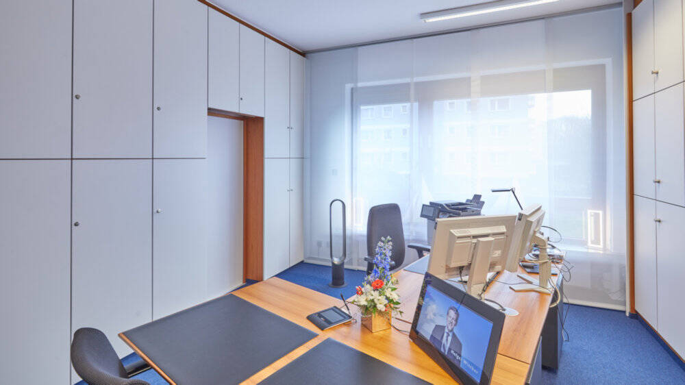 Einfamilienhaus Langenhagen Alt-Langenhagen - 8 Zimmer, 360 m&sup2;, 850.000&euro; | Angebot:26695119