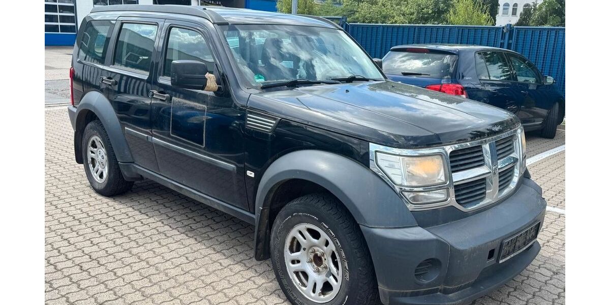 Dodge Nitro 177.000 km 1.500 &euro; Seelze 30926