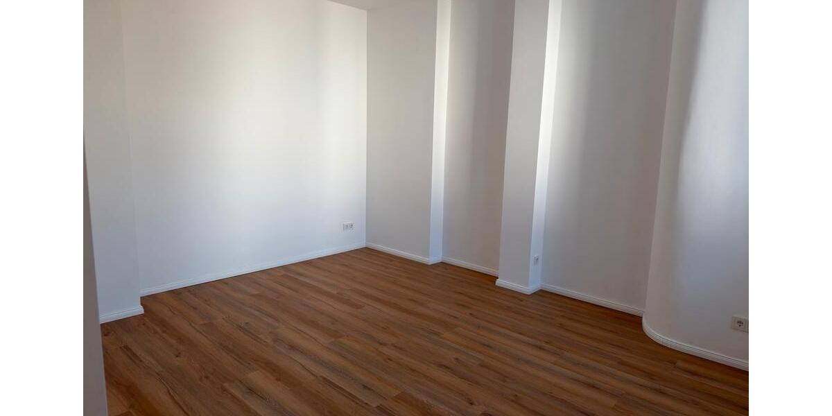 Etagenwohnung Hannover Nord - 2 Zimmer, 73 m&sup2;, 16&euro; | Angebot:25394109