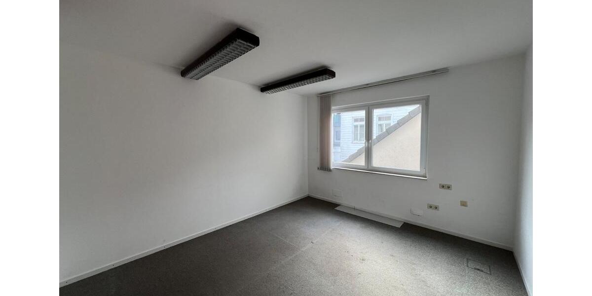 Etagenwohnung Bad Münder am Deister - 5 Zimmer, 130 m&sup2;, 900&euro; | Angebot:25128203