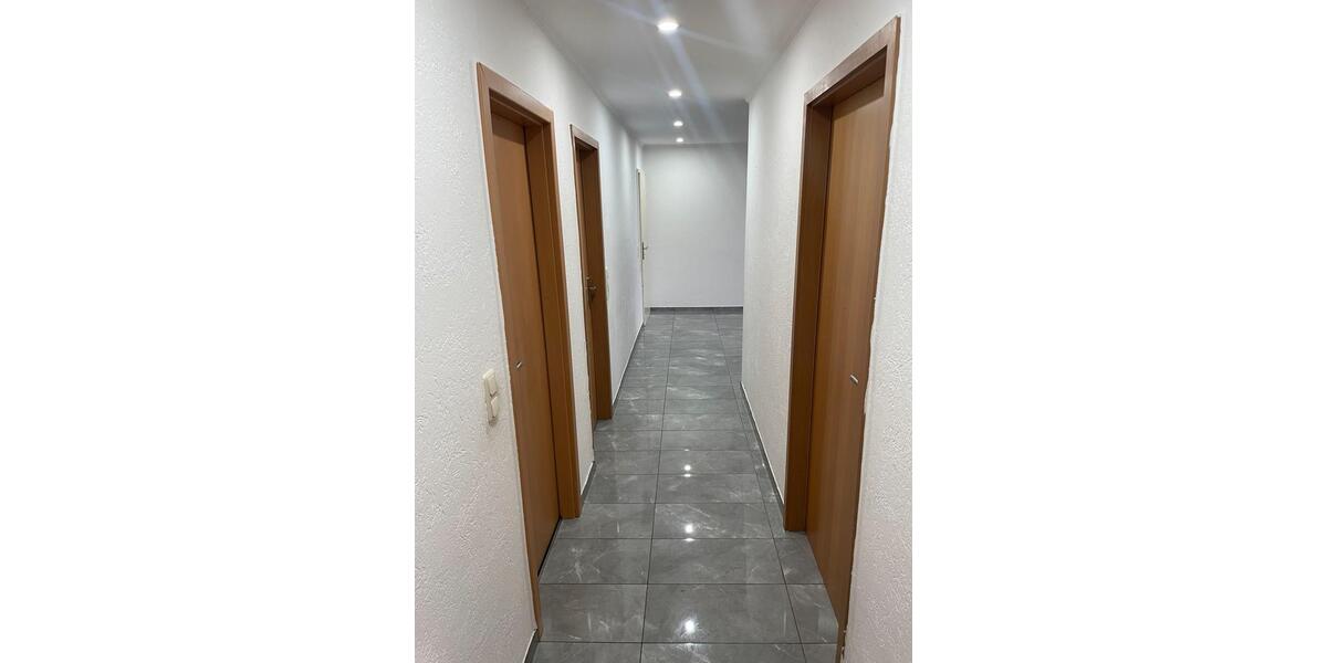 Mehrfamilienhaus, Wohnhaus Lehrte - 4 Zimmer, 120 m&sup2;, 1.300&euro; | Angebot:25637641