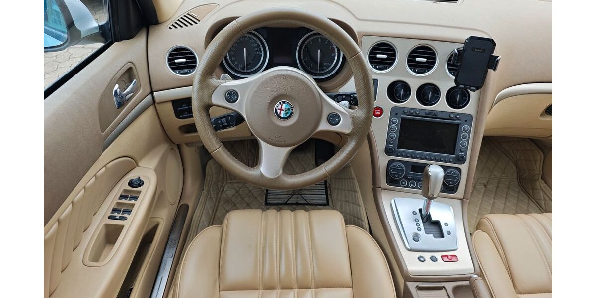 Alfa Romeo 159 145.001 km 12.500 &euro; Sehnde OT HÖVER 31319