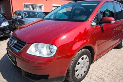 VW Touran 243.000 km 1.199 &euro; Hannover 30419