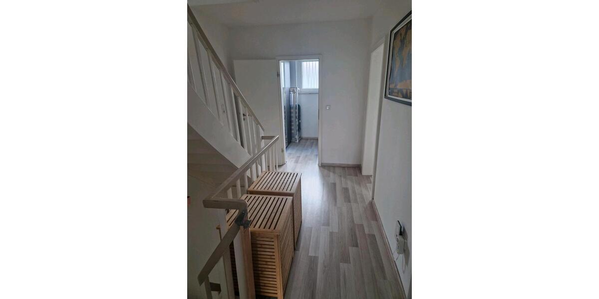 Reihenhaus Langenhagen Engelbostel - 7 Zimmer, 142 m&sup2;, 400.000&euro; | Angebot:26511131