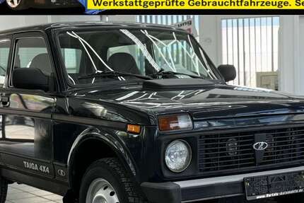 Lada Niva 70.000 km 9.750 &euro; Fuhrberg 30938