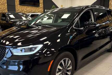 Chrysler Pacifica 10.000 km 47.900 &euro; Wedemark 30900