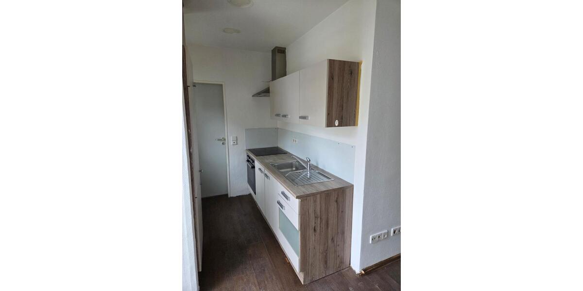 Etagenwohnung Stadthagen - 6 Zimmer, 122 m&sup2;, 1.400&euro; | Angebot:25614344