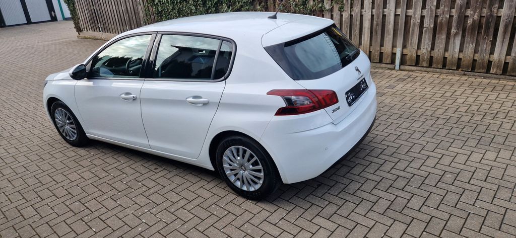 Peugeot 308 143.794 km 7.777 &euro; Langenhagen 30853