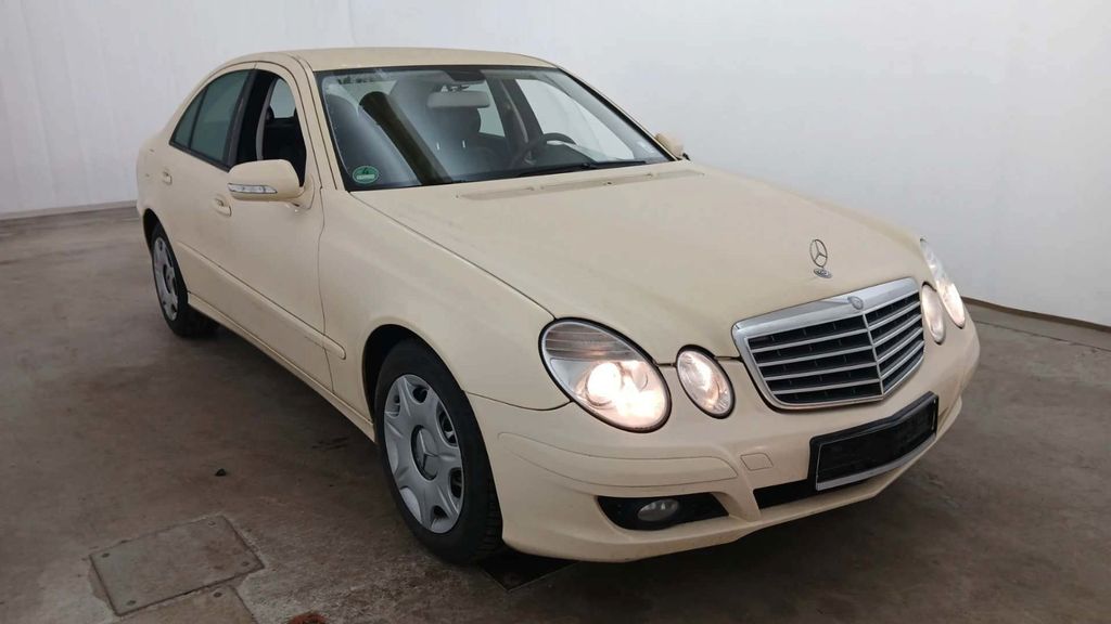 Mercedes-Benz E 200 425.000 km 4.990 &euro; Rodenberg 31552