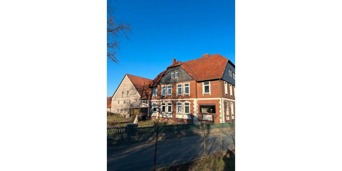 Bauernhaus, Landhaus Bad Nenndorf - 8 Zimmer, 360 m&sup2;, 280.000&euro; | Angebot:27131246