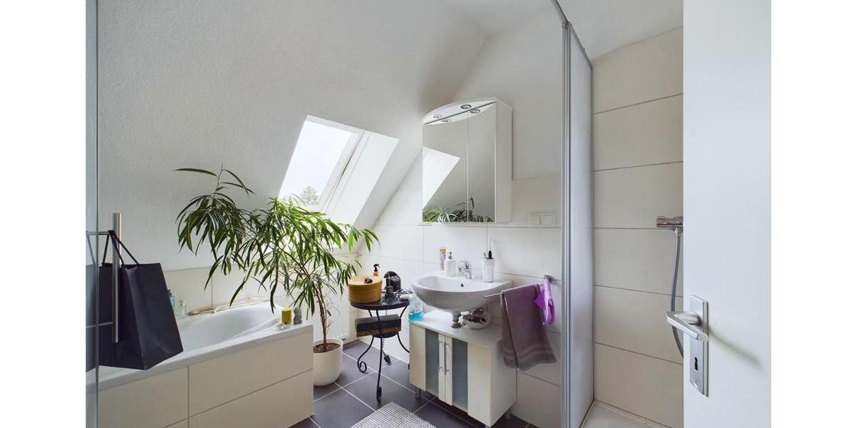 Dachgeschoßwohnung Barsinghausen - 2 Zimmer, 62 m&sup2;, 899&euro; | Angebot:25384465