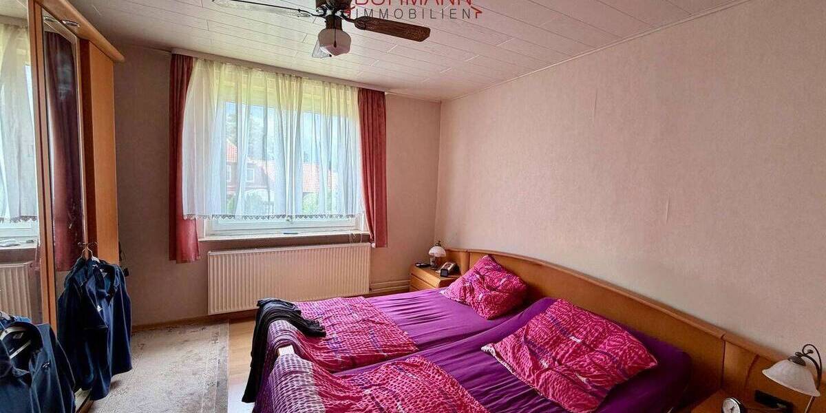Mehrfamilienhaus, Wohnhaus Wunstorf Großenheidorn - 8 Zimmer, 260 m&sup2;, 429.000&euro; | Angebot:26851284
