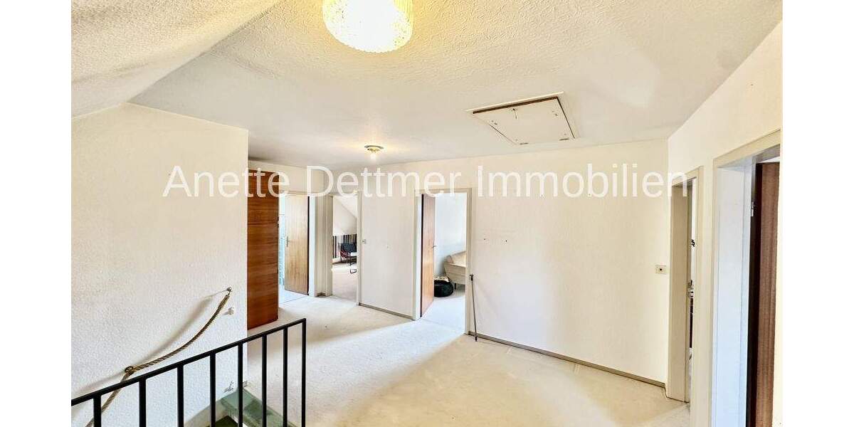 Doppelhaushälfte Burgwedel / Großburgwedel Großburgwedel - 8 Zimmer, 221 m&sup2;, 499.000&euro; | Angebot:25695309