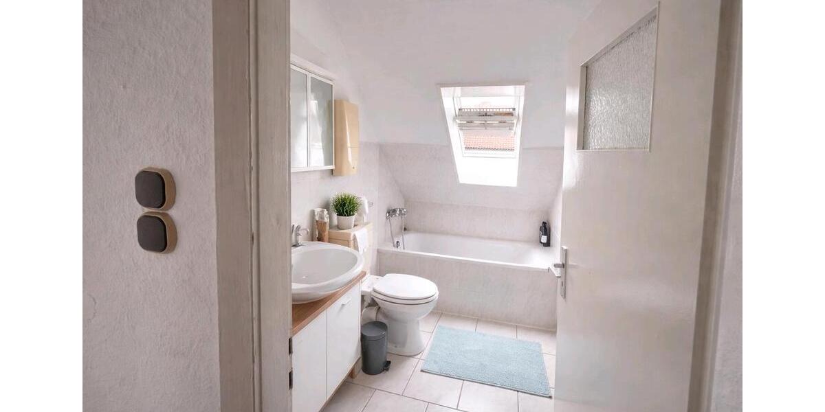 Dachgeschoßwohnung Seelze - 2 Zimmer, 50 m&sup2;, 89&euro; | Angebot:26200916