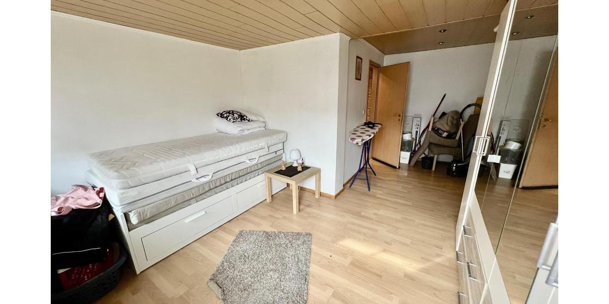 Wohnen mit Charme auf drei Ebenen - Reihenmittelhaus Sarstedt | Angebot:26620601