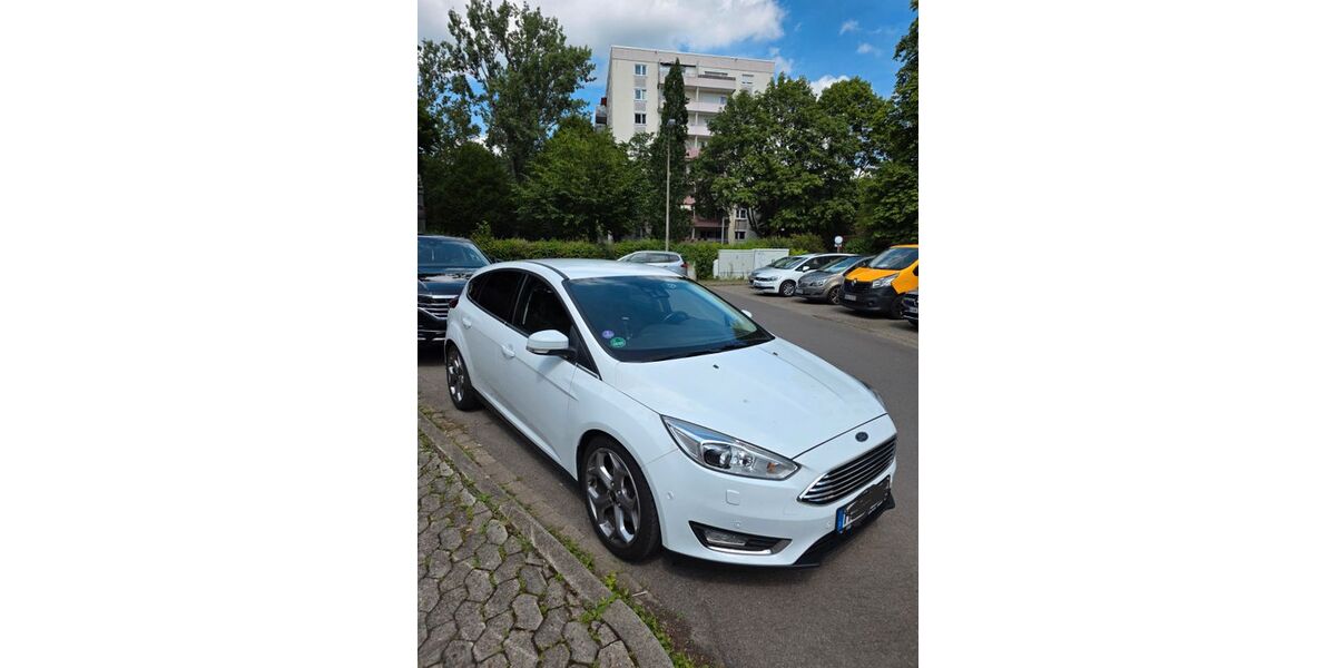 Ford Focus 110.000 km 10.950 &euro; laatzen 30880