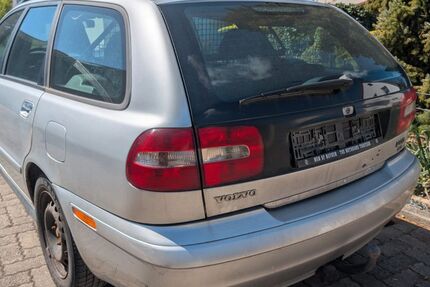 Volvo V40 263.908 km 600 &euro; Beckedorf 31699