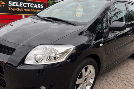 Toyota Auris 60.000 km 6.490 &euro; Hannover 30629