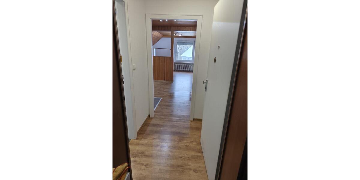 Dachgeschoßwohnung Pattensen - 1 Zimmer, 40 m&sup2;, 480&euro; | Angebot:25922656