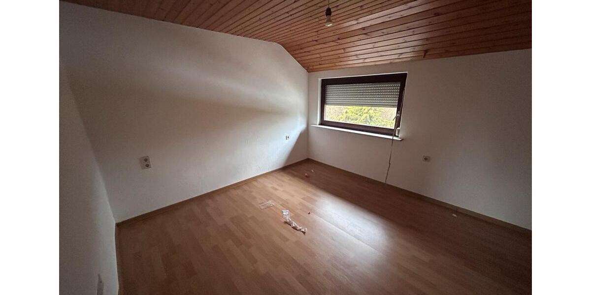Doppelhaushälfte Sehnde - 3 Zimmer, 110 m&sup2;, 1.300&euro; | Angebot:25876062