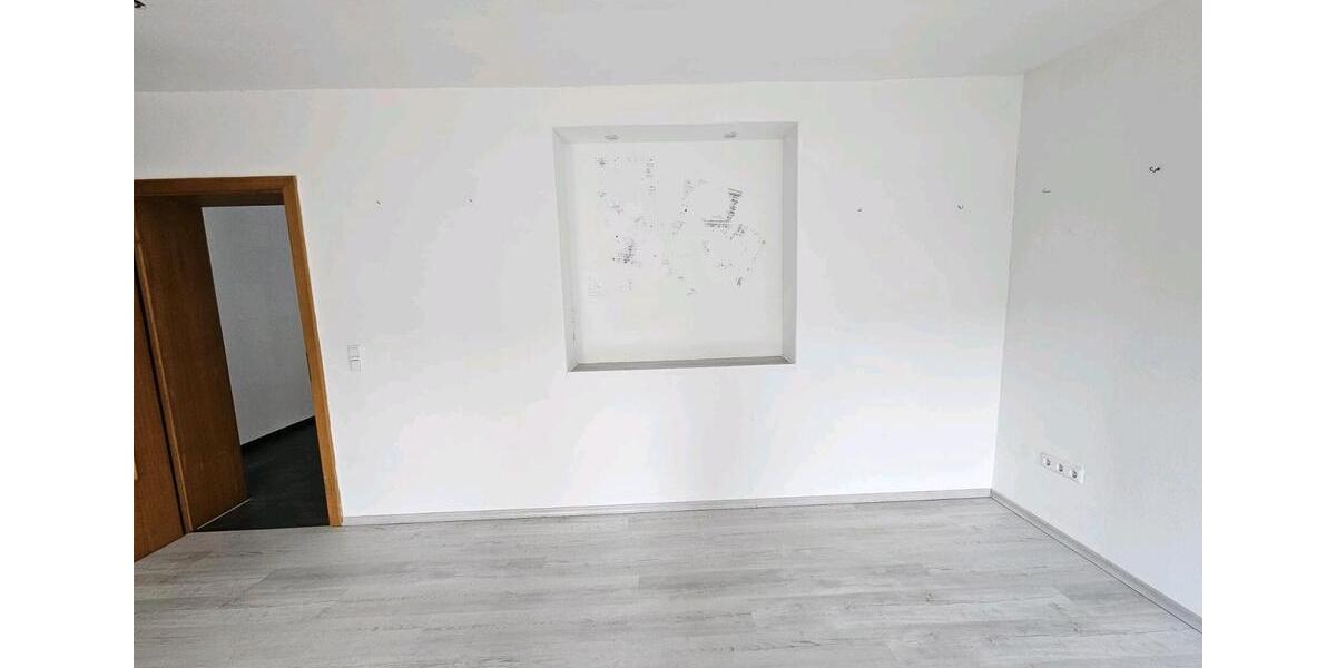 Einfamilienhaus Bad Münder am Deister - 7 Zimmer, 184 m&sup2;, 350.000&euro; | Angebot:27285452