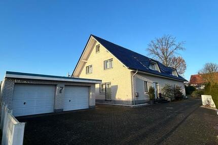 Haus Schwarmstedt - 9 Zimmer, 308 m&sup2;, 790.000&euro; | Angebot:25417482