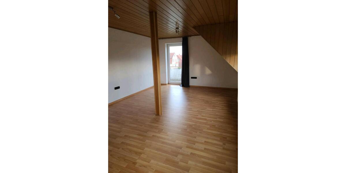 Dachgeschoßwohnung Stadthagen - 2 Zimmer, 70 m&sup2;, 490&euro; | Angebot:26224062