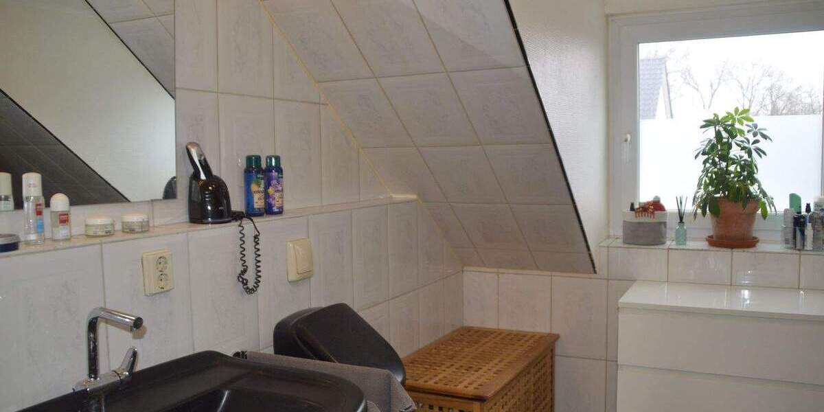 Doppelhaushälfte Isernhagen Isernhagen H.B. - 5 Zimmer, 138 m&sup2;, 395.000&euro; | Angebot:25744239