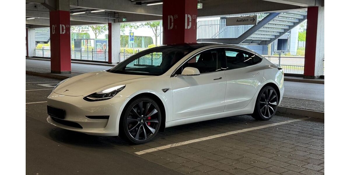 Tesla Model 3 115.000 km 24.900 &euro; Hannover 30419