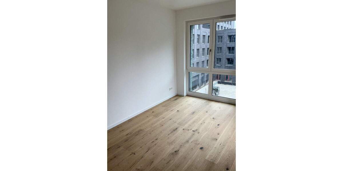Etagenwohnung Hannover Döhren - 5 Zimmer, 140 m&sup2;, 1.990&euro; | Angebot:25677108