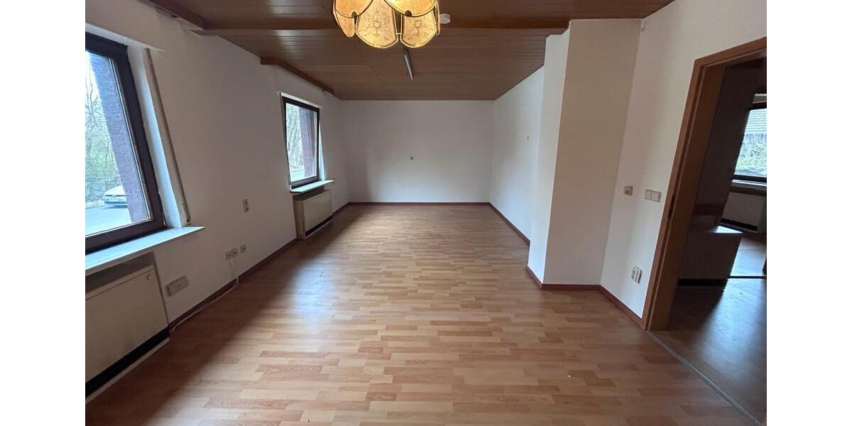 Doppelhaushälfte Sehnde - 3 Zimmer, 110 m&sup2;, 1.300&euro; | Angebot:25876062