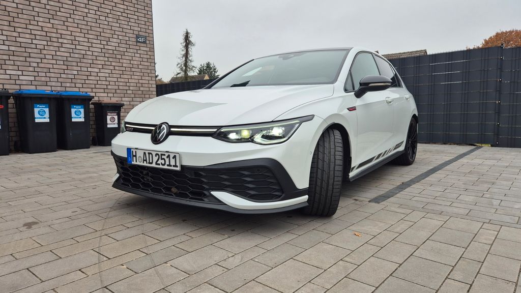 VW Golf 14.700 km 36.700 &euro; Neustadt 31535