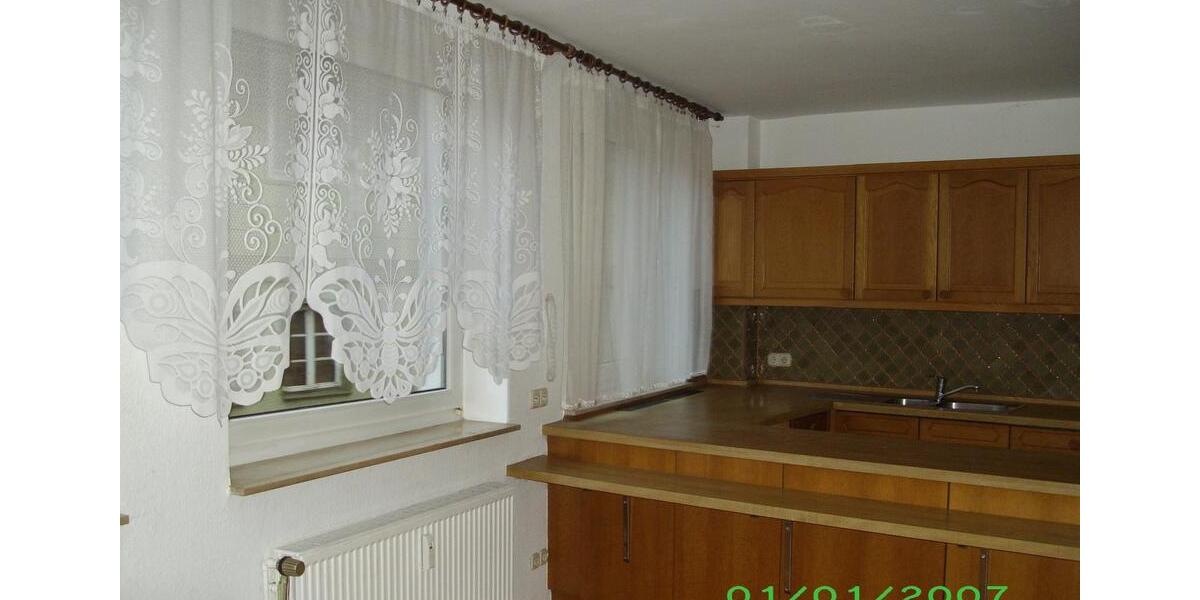 Etagenwohnung Bad Münder am Deister - 4 Zimmer, 120 m&sup2;, 600&euro; | Angebot:25613387