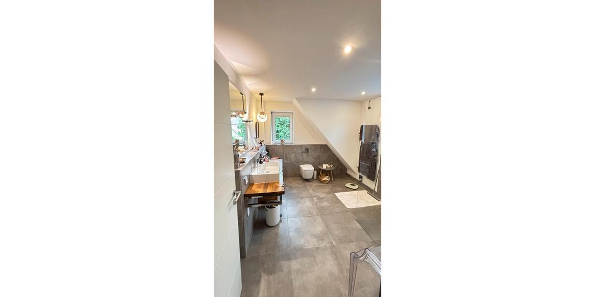 Einfamilienhaus Garbsen - 6 Zimmer, 200 m&sup2;, 659.000&euro; | Angebot:25784533