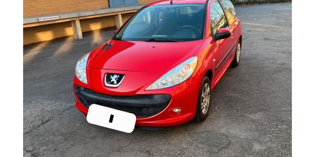 Peugeot 206 106.000 km 2.250 &euro; Hannover 30177