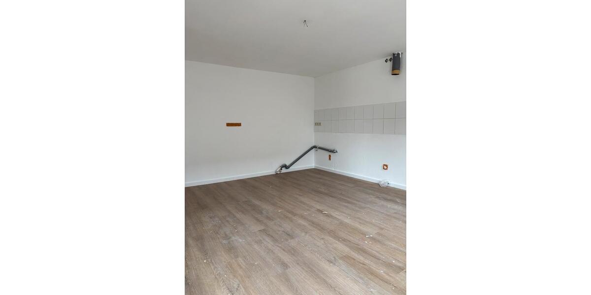 Etagenwohnung Rodenberg - 4 Zimmer, 106 m&sup2;, 1.150&euro; | Angebot:25935216