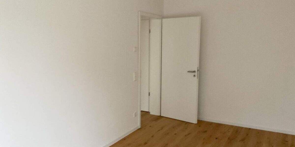 Etagenwohnung Hannover Döhren - 3 Zimmer, 83 m&sup2;, 1.290&euro; | Angebot:25672151
