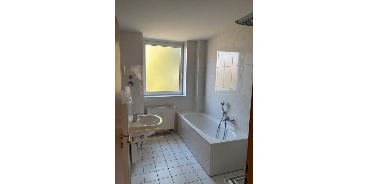 Etagenwohnung Gehrden - 3 Zimmer, 87 m&sup2;, 1.115&euro; | Angebot:25547959