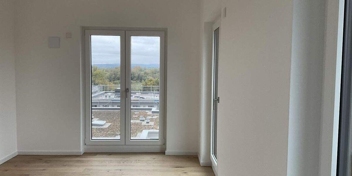 Etagenwohnung Hannover Döhren - 4 Zimmer, 120 m&sup2;, 1.750&euro; | Angebot:25727987