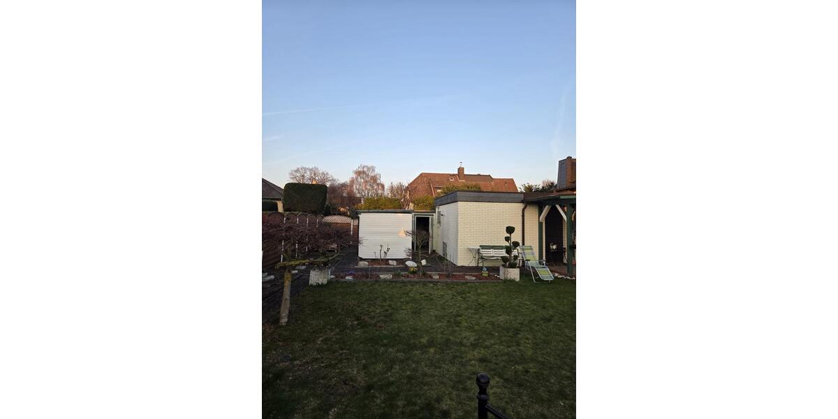 Einfamilienhaus Hannover Bothfeld-Vahrenheide - 6 Zimmer, 190 m&sup2;, 2.300&euro; | Angebot:25856106