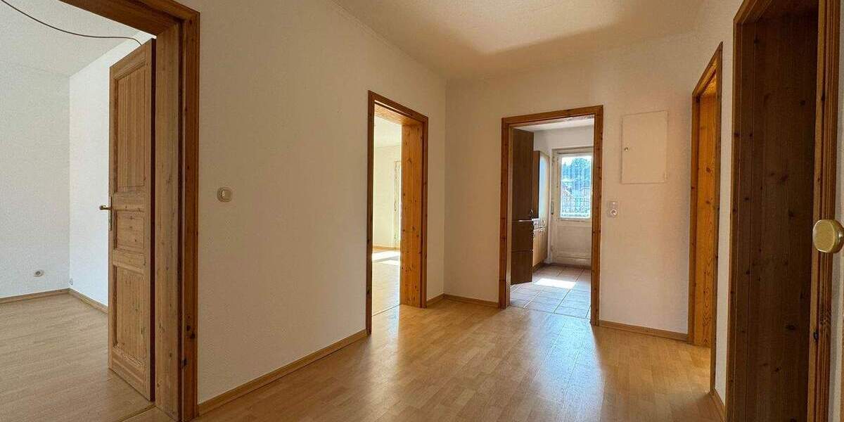 Etagenwohnung Barsinghausen - 4 Zimmer, 100 m&sup2;, 169.000&euro; | Angebot:25705868